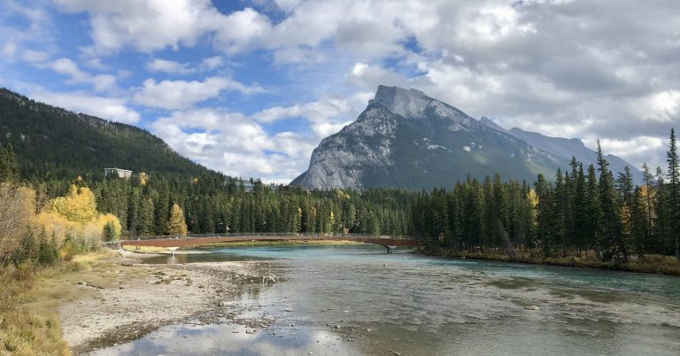 Canadian Destination for autism families. Mountain and water in Alberta